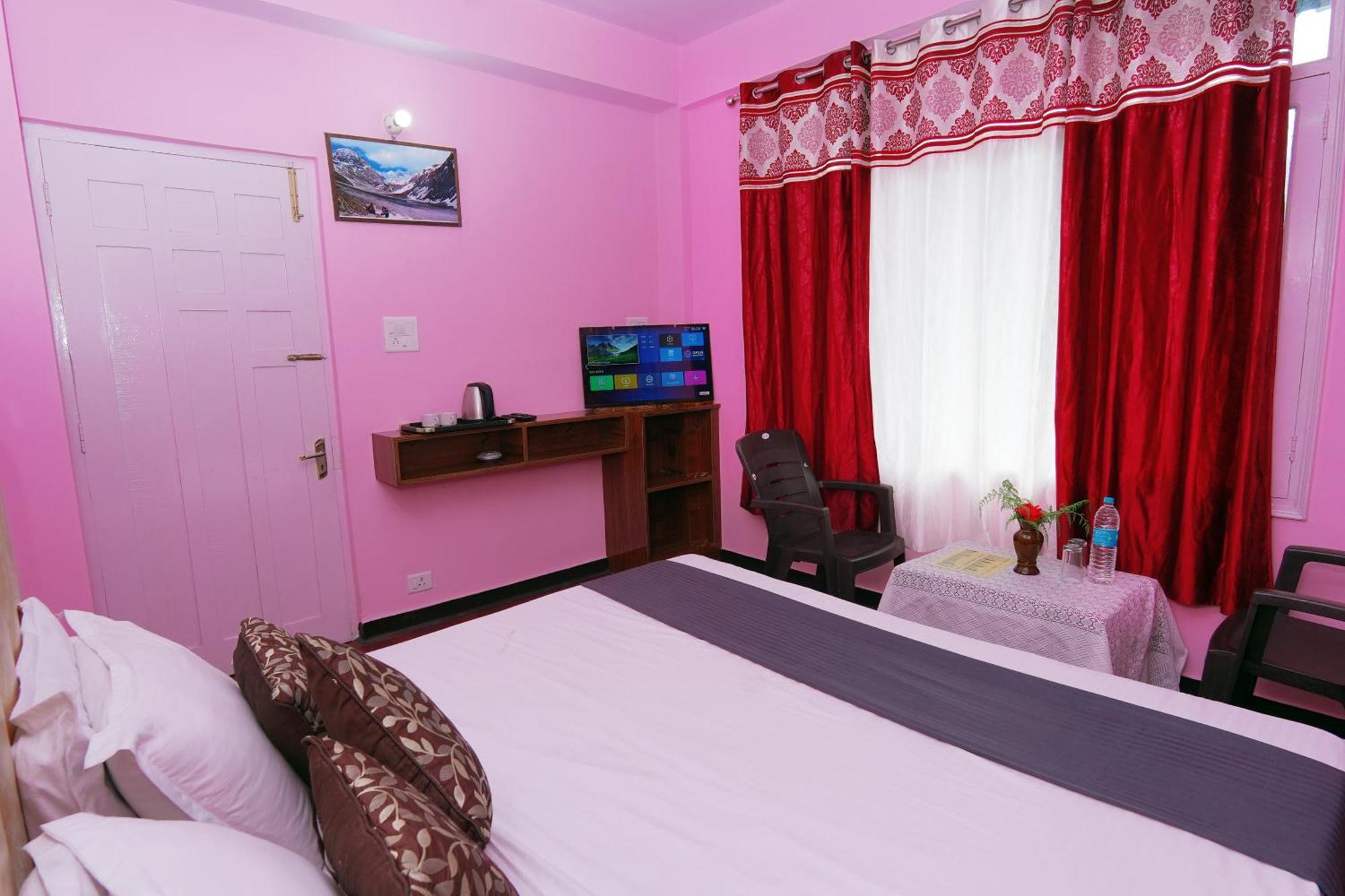 Shimla Hills Apartments 2Bhk Bagian luar foto
